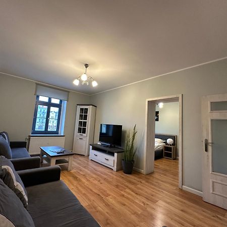 Apartament Aleksandra Гнезно Экстерьер фото