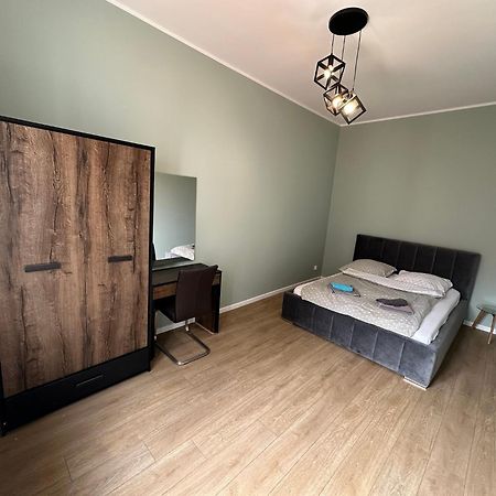 Apartament Aleksandra Гнезно Экстерьер фото